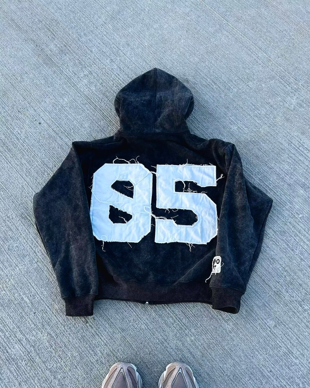 BLACK ZIPPER